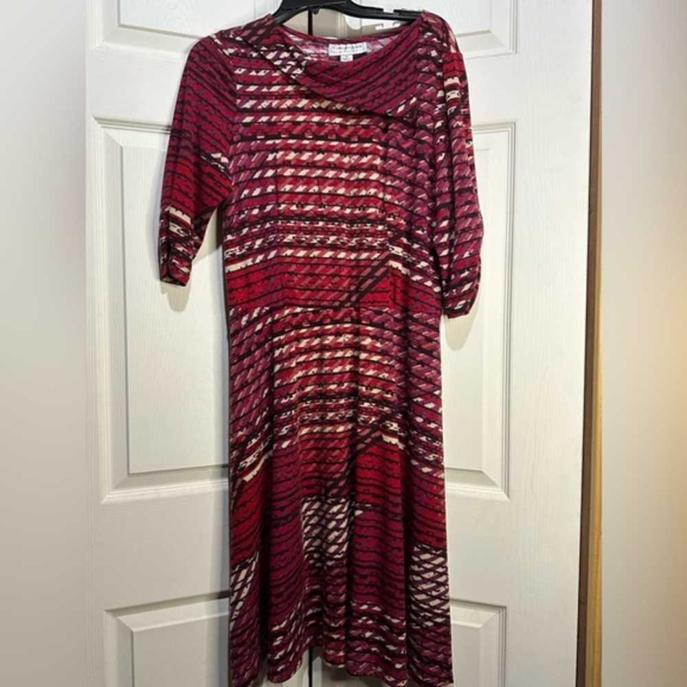 Chelsea suite size 14 soft long sleeve burgundy, red and black fall dress